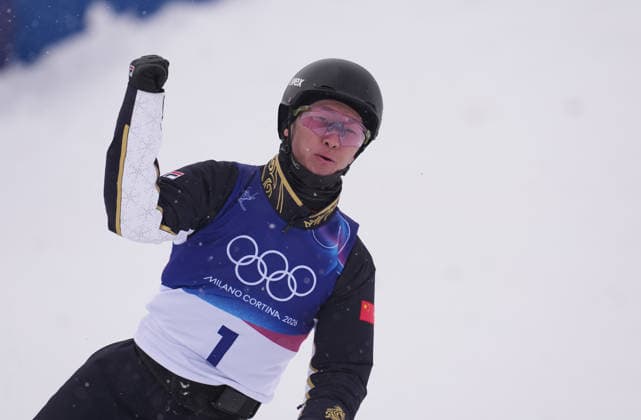 (260220) -- LIVIGNO, Feb. 20, 2026 -- Sun Jiaxu of China reacts during the freestyle skiing men s aerials final 2 at the Milan-Cortina 2026 Olympic Winter games, Winterspiele,Spiele, Summer games in Livigno, Italy, Feb. 20, 2026. ) (MICO2026)ITALY-LIVIGNO-OLYMPIC WINTER GAMES-FREESTYLE SKIING-MEN S AERIALS-FINAL HuxChao 