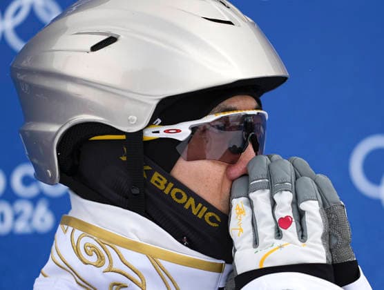 (260220) -- LIVIGNO, Feb. 20, 2026 -- Wang Xindi of China reacts during the freestyle skiing men s aerials final 1 at the Milan-Cortina 2026 Olympic Winter games, Winterspiele,Spiele, Summer games in Livigno, Italy, Feb. 20, 2026. ) (MICO2026)ITALY-LIVIGNO-OLYMPIC WINTER GAMES-FREESTYLE SKIING-MEN S AERIALS-FINAL WuxHuiwo 