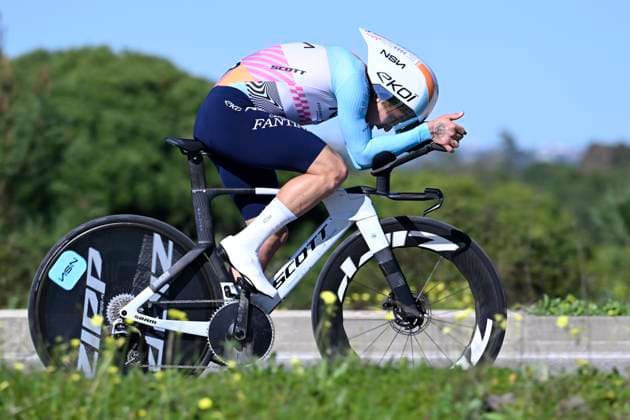 Volta Algarve 2026 Stage 3 VILAMOURA, PORTUGAL - FEBRUARY 20 : Hofstetter Hugo (FRA) of NSN Cycling Team during stage 3 of the 52th edition of Volta Algarve an UCI ProSeries 2.Pro Individual Time Trial stage for Men Elite of 19.5 km with start in Vilamoura and finish in Vilamoura on February 20, 2026 in Vilamoura, Portugal, 20 02 2026 ( Motordriver Guy De Vuyst - Vilamoura Portugal  Copyright: xNicoxVereeckenx