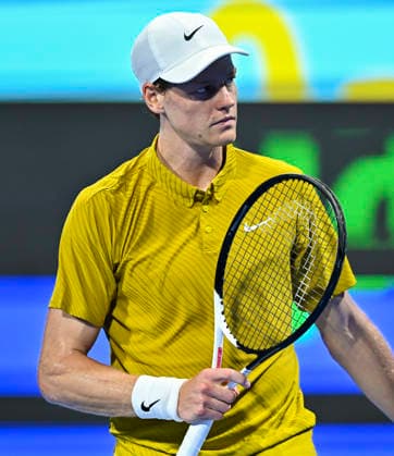 ATP, Tennis Herren QATAR EXXONMOBIL OPEN-QUARTER FINAL Jannik Sinner of Italy is seen in action against Jakub Mensik of Czech Republic in the Quarter final at the ATP men s Qatar ExxonMobil Open 2026 tennis tournament at the Khalifa International Tennis Complex. Jakub Mensik won against Jannik Sinner 7-6,2-6,6-3.?? Doha Qatar Copyright: xNoushadxVariyattiyakkalx xSOPAxImagesx NVRITYAKAL4-022