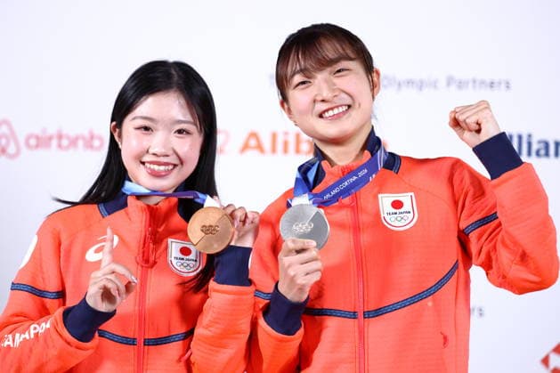 (L-R) Ami Nakai, Kaori Sakamoto (JPN), FEBRUARY 20, 2026 - Figure skating, Eiskunstlauf : Silver medalist Kaori Sakamoto and Bronze medalist Ami Nakai attend a press conference, PK, Pressekonferenz during the Milano Cortina 2026 Olympic Winter games, Winterspiele,Spiele, Summer games in Milan, Italy. Noxthirdxpartyxsales  aflo_320613703