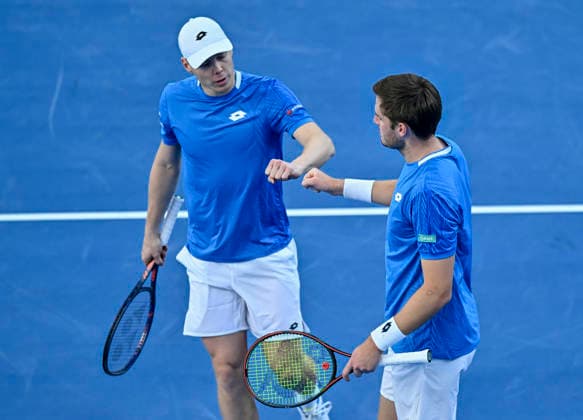 ATP, Tennis Herren Qatar ExxonMobil Open-Doubles Final Harri Heliovaara (L) of Finland and Henry Patten of Great Britain competes against Julian Cash and Lloyd Glasspool of Great Britain in the Doubles Final match at the ATP men s Qatar ExxonMobil Open 2026 tennis tournament at the Khalifa International Tennis Complex in Doha, Qatar, on February 20, 2026. DOHA Qatar Copyright: xNOUSHADx