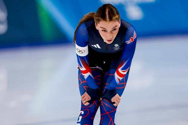 Ellia Smeding of United Kingdom looks exhausted after Women s 1500m, Milano Cortina 2026 Winter Olympics: Day 14, Speed skating, Eisschnelllauf - Milano Cortina 2026 Winter Olympics: Day 14, Milano Speed Skating Stadium, February 20, 2026, Milan, Italy.