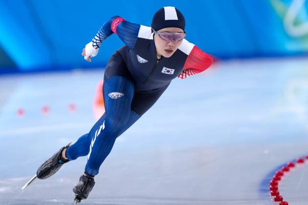 2026-02-20 - Milano Cortina 2026 Winter Olympics 1500m Women MILAN, ITALY - FEBRUARY 20: Ji-Woo Park of Republic of Korea during the 1500m Women on day 16 of the Milano Cortina 2026 Winter Olympics at the Milano Speed skating, Eisschnelllauf Arena on February 20, 2026 in Milan, Italy Milan Milano Speed Skating Arena Italy Content not available for redistribution in The Netherlands directly or indirectly through any third parties. Copyright: xAndrexWeeningx