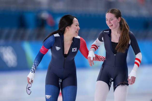 2026-02-20 - Milano Cortina 2026 Winter Olympics 1500m Women MILAN, ITALY - FEBRUARY 20: Ji-Woo Park of Republic of Korea, Jeannine Rosner of Austria during the 1500m Women on day 16 of the Milano Cortina 2026 Winter Olympics at the Milano Speed skating, Eisschnelllauf Arena on February 20, 2026 in Milan, Italy Milan Milano Speed Skating Arena Italy Content not available for redistribution in The Netherlands directly or indirectly through any third parties. Copyright: xAndrexWeeningx