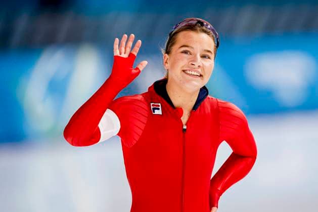 Aurora Grinden Lovas of Norway wave after Women s 1500m, Milano Cortina 2026 Winter Olympics: Day 14, Speed skating, Eisschnelllauf - Milano Cortina 2026 Winter Olympics: Day 14, Milano Speed Skating Stadium, February 20, 2026, Milan, Italy.