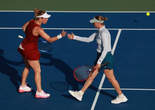 Laura Siegemund (GER), Vera Zvonareva, Damen Doppel, Women s Doubles, Dubai Duty Free Tennis Championships, Dubai, U.A.E. Copyright: xJuergenxHasenkopfx