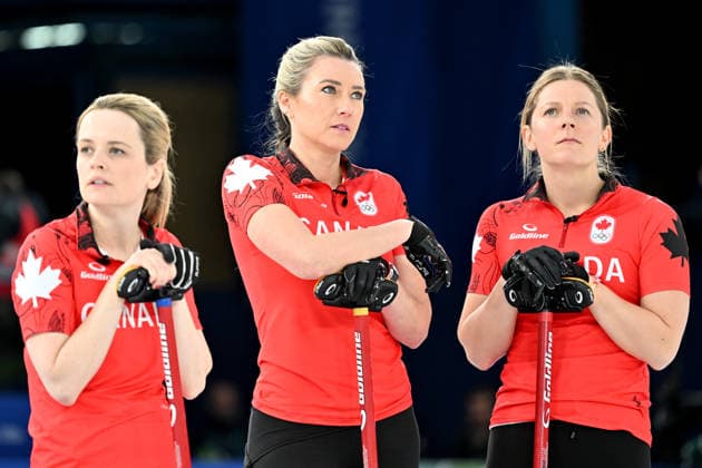 Cortina d Ampezzo, Italy, February 20th 2026. During the Curling Women s Semi-final match between Canada and Sweden of the Olympic Winter games, Winterspiele,Spiele, Summer games 2026 in Cortina d Ampezzo, Italy. (Photo by Igor Kupljenik Sports Press Photo)  Copyright: xIgorxKupljenikx xSPPx Sportspressphoto_SPR95004