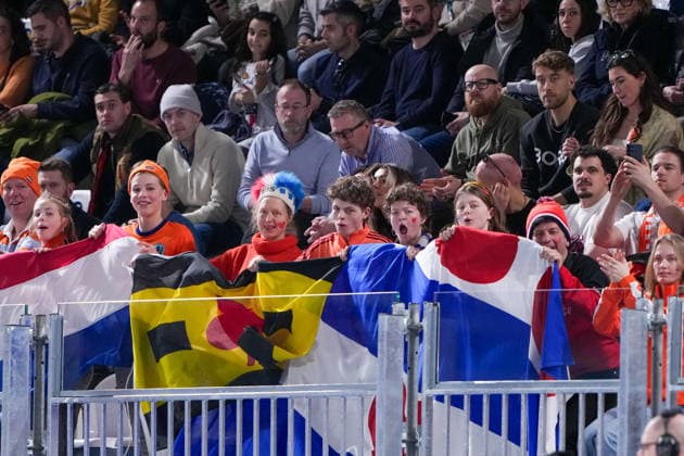 2026-02-20 - Milano Cortina 2026 Winter Olympics 1500m Women MILAN, ITALY - FEBRUARY 20: Fans during the 1500m Women on day 16 of the Milano Cortina 2026 Winter Olympics at the Milano Speed skating, Eisschnelllauf Arena on February 20, 2026 in Milan, Italy Milan Milano Speed Skating Arena Italy Content not available for redistribution in The Netherlands directly or indirectly through any third parties. Copyright: xAndrexWeeningx