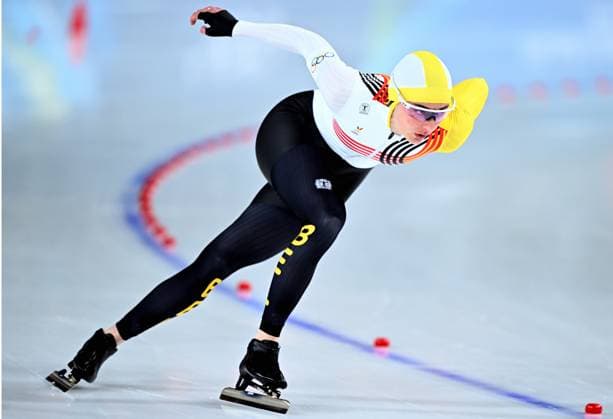 Belgian speed skater Isabelle van Elst pictured in action during the Women s 1500m Speed skating, Eisschnelllauf race at the Milano Cortina 2026 Olympic Winter games, Winterspiele,Spiele, Summer games on Friday 20 February 2026 in Milan, Italy. The XXV Winter Olympics take place from 6 to 22 February 2026 in Italy. JASPERxJACOBS  x164335956x