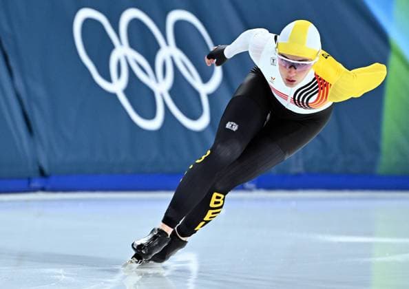 Belgian speed skater Isabelle van Elst pictured in action during the Women s 1500m Speed skating, Eisschnelllauf race at the Milano Cortina 2026 Olympic Winter games, Winterspiele,Spiele, Summer games on Friday 20 February 2026 in Milan, Italy. The XXV Winter Olympics take place from 6 to 22 February 2026 in Italy. JASPERxJACOBS  x164336071x
