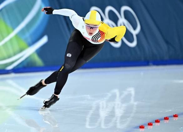 Belgian speed skater Isabelle van Elst pictured in action during the Women s 1500m Speed skating, Eisschnelllauf race at the Milano Cortina 2026 Olympic Winter games, Winterspiele,Spiele, Summer games on Friday 20 February 2026 in Milan, Italy. The XXV Winter Olympics take place from 6 to 22 February 2026 in Italy. JASPERxJACOBS  x164336326x