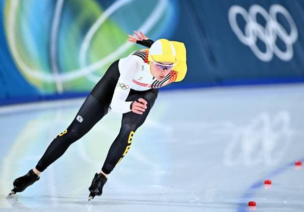 Belgian speed skater Isabelle van Elst pictured in action during the Women s 1500m Speed skating, Eisschnelllauf race at the Milano Cortina 2026 Olympic Winter games, Winterspiele,Spiele, Summer games on Friday 20 February 2026 in Milan, Italy. The XXV Winter Olympics take place from 6 to 22 February 2026 in Italy. JASPERxJACOBS  x164336336x