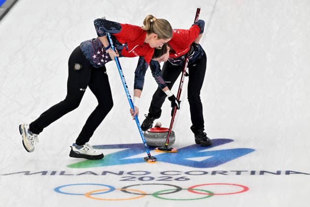 Cortina d Ampezzo, Italy, February 20th 2026. During the Curling Women s Semi-final match between United States of America and Switzerland of the Olympic Winter games, Winterspiele,Spiele, Summer games 2026 in Cortina d Ampezzo, Italy. (Photo by Igor Kupljenik Sports Press Photo)  Copyright: xIgorxKupljenikx xSPPx Sportspressphoto_SPR95043
