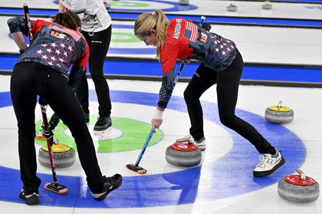 Cortina d Ampezzo, Italy, February 20th 2026. During the Curling Women s Semi-final match between United States of America and Switzerland of the Olympic Winter games, Winterspiele,Spiele, Summer games 2026 in Cortina d Ampezzo, Italy. (Photo by Igor Kupljenik Sports Press Photo)  Copyright: xIgorxKupljenikx xSPPx Sportspressphoto_SPR95052