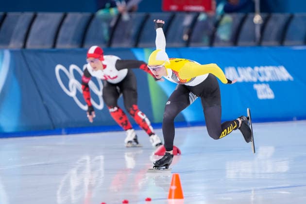 2026-02-20 - Milano Cortina 2026 Winter Olympics 1500m Women MILAN, ITALY - FEBRUARY 20: Valerie Maltais of Canada, Isabelle Van Elst of Belgium during the 1500m Women on day 16 of the Milano Cortina 2026 Winter Olympics at the Milano Speed skating, Eisschnelllauf Arena on February 20, 2026 in Milan, Italy Milan Milano Speed Skating Arena Italy Content not available for redistribution in The Netherlands directly or indirectly through any third parties. Copyright: xAndrexWeeningx