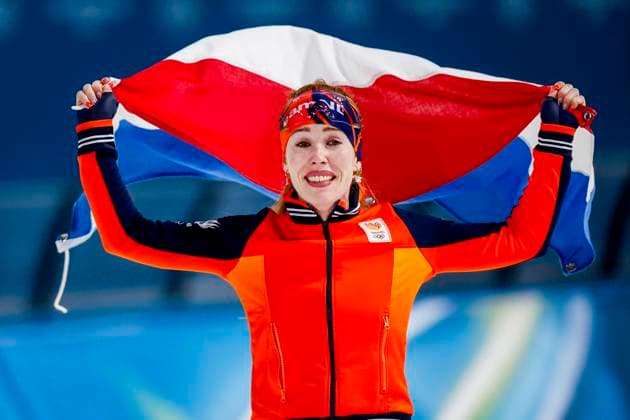 winner Antoinette Rijpma-De Jong of the Netherlands celebrating and holding flag after Women s 1500m, Milano Cortina 2026 Winter Olympics: Day 14, Speed skating, Eisschnelllauf - Milano Cortina 2026 Winter Olympics: Day 14, Milano Speed Skating Stadium, February 20, 2026, Milan, Italy.