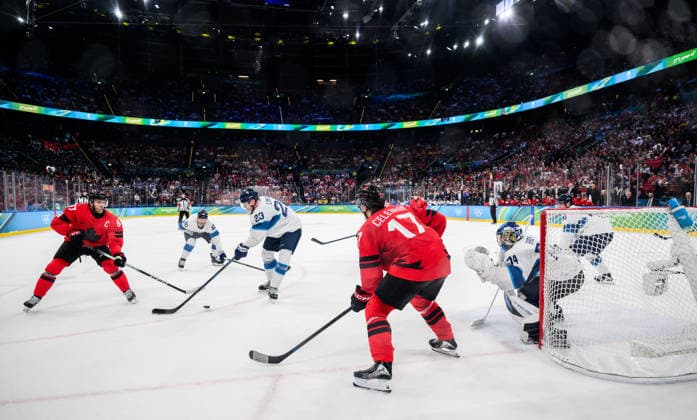 260220 Connor McDavid and Macklin Celebrini of Canada against Esa Lindell and goaltender Juuse Saros of Finland in the men s Ice hockey, Eishockey semifinal between Canada and Finland during day 14 of the 2026 Winter Olympics on February 20, 2026 in Milan. Photo: Joel Marklund BILDBYRAN kod JM CS0887 ishockey ice hockey Olympic Games, Olympische Spiele, Olympia, OS olympics winter olympics os ol olympiska spel vinter-os olympiske leker milano cortina 2026 milan cortina 2026 milano cortina 2026 olympic games milano cortina 2026 winter olympic games milano cortina-os milano cortina-ol vinter-ol 14 bbeng finland canada kanada *** 260220 Connor McDavid and Macklin Celebrini of Canada against Esa Lindell and goaltender Juuse Saros of Finland in the men s ice hockey semifinal between Canada and Finland during day 14 of the 2026 Winter Olympics on February 20, 2026 in Milan Photo Joel Marklund BILDBYRAN kod JM CS0887 ishockey ice hockey olympic games olympics winter olympics os ol olympiska spel vinter os olympiske leker milano cortina 2026 milan cortina 2026 milano cortina 2026 olympic games milano cortina 2026 winter olympic games milano cortina os milano cortina ol vinter ol 14 bbeng finland canada kanada  Copyright: JOELxMARKLUND BB260220JM019