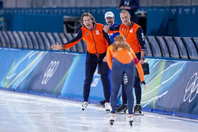 2026-02-20 - Milano Cortina 2026 Winter Olympics 1500m Women MILAN, ITALY - FEBRUARY 20: Coach Gerard van Velde of Netherlands, Antoinette Rijpma-De Jong of Netherlands during the 1500m Women on day 16 of the Milano Cortina 2026 Winter Olympics at the Milano Speed skating, Eisschnelllauf Arena on February 20, 2026 in Milan, Italy Milan Milano Speed Skating Arena Italy Content not available for redistribution in The Netherlands directly or indirectly through any third parties. Copyright: xAndrexWeeningx
