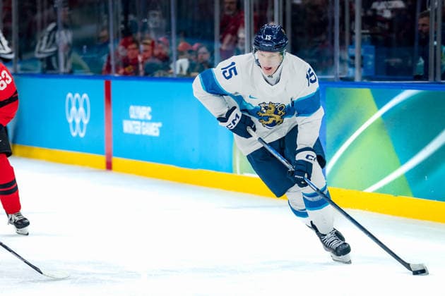 OLYMPICS - Winter Olympic Games, Olympische Spiele, Olympia, OS Milano Cortina 2026 MILAN,ITALY,20.FEB.26 - OLYMPICS, Ice hockey, Eishockey - Winter Olympic Games Milano Cortina 2026, semifinal, Canada vs Finland, men. Image shows Anton Lundell (FIN).  GEPAxpictures xMatthiasxTrinkl