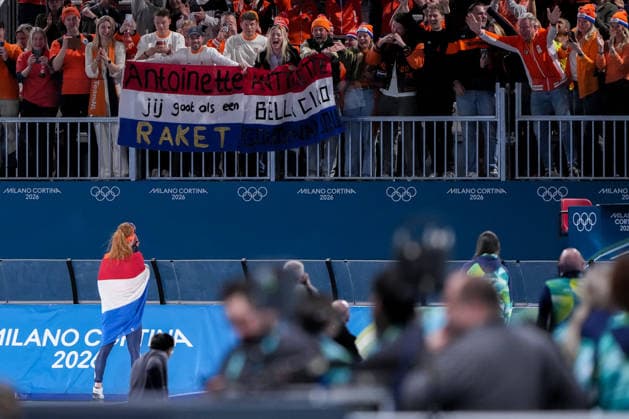 2026-02-20 - Milano Cortina 2026 Winter Olympics 1500m Women MILAN, ITALY - FEBRUARY 20: Antoinette Rijpma-De Jong of Netherlands and fans during the 1500m Women on day 16 of the Milano Cortina 2026 Winter Olympics at the Milano Speed skating, Eisschnelllauf Arena on February 20, 2026 in Milan, Italy Milan Milano Speed Skating Arena Italy Content not available for redistribution in The Netherlands directly or indirectly through any third parties. Copyright: xAndrexWeeningx