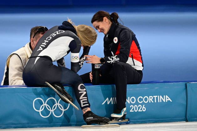 XXV Winter Olympic Games, Olympische Spiele, Olympia, OS in Milan, Italy, on February 20, 2026. Speed skating, Eisschnelllauf Women s 1500m. Nikola Zdrahalova, left, and Martina Sablikova of Czech Republic. (CTKxPhoto MichalxKamaryt) CTKPhotoP2026022008082  CTKPhotoP2026022008082