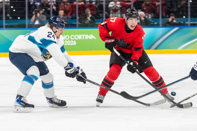 Ice hockey, Eishockey - Milano Cortina 2026 Winter Olympics: Day 14 Roope Hintz, Macklin Celebrini during the Men s Playoffs Semi-final match between Canada and Finland of the Milano Cortina 2026 Winter Olympic Games, Olympische Spiele, Olympia, OS at Milano Santagiulia Ice Hockey Arena on February 20, 2026 in Milan, Italy. Milano Italy  Copyright: xAndrzejxIwanczukx originalFilename:iwanczuk-icehocke260220_npzWx.jpg