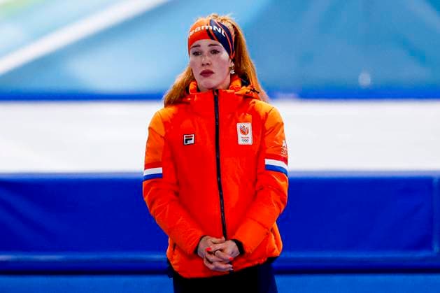 winner Antoinette Rijpma-De Jong of the Netherlands looks on during the medal ceremony after Women s 1500m, Milano Cortina 2026 Winter Olympics: Day 14, Speed skating, Eisschnelllauf - Milano Cortina 2026 Winter Olympics: Day 14, Milano Speed Skating Stadium, February 20, 2026, Milan, Italy.