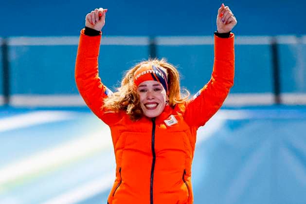 winner Antoinette Rijpma-De Jong of the Netherlands celebrates during the medal ceremony after Women s 1500m, Milano Cortina 2026 Winter Olympics: Day 14, Speed skating, Eisschnelllauf - Milano Cortina 2026 Winter Olympics: Day 14, Milano Speed Skating Stadium, February 20, 2026, Milan, Italy.