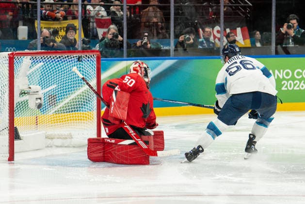 Ice hockey, Eishockey - Milano Cortina 2026 Winter Olympics: Day 14 Jordan Binnington, Erik Haula, goal during Milano Cortina 2026 Winter Olympics Semi-final Men s Hockey Canada vs Finland match at Milano Santagiulia Ice Hockey Arena in Milan on February 20, 2026 Milan Italy  Copyright: xFotoxOlimpikx originalFilename:jastrzebowski-icehocke260220_nphnY.jpg