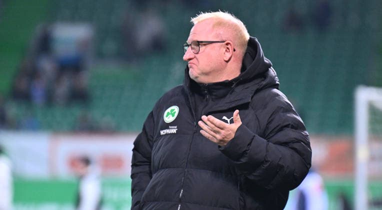20.02.2026 - Fussball - Saison 2025 2026 - 2. Fussball - Bundesliga - 23. Spieltag: SpVgg Greuther Fürth ( Kleeblatt SGF ) - DSC Arminia Bielefeld - Sportfoto Zink - xwoxzix - DFL regulations prohibit any use of photographs as image sequences and or quasi-video - only for editorial use - Heiko Vogel ( Trainer SpVgg Greuther Fürth )