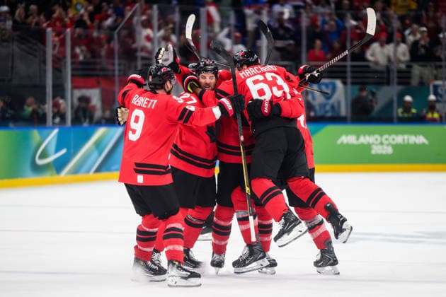 260220 Shea Theodore, Travis Sanheim and Tom Wilson of Canada celebrate the 2-2 goal in the men s Ice hockey, Eishockey semifinal between Canada and Finland during day 14 of the 2026 Winter Olympics on February 20, 2026 in Milan. Photo: Carl Sandin BILDBYRAN kod CS CS0887 ishockey ice hockey Olympic Games, Olympische Spiele, Olympia, OS olympics winter olympics os ol olympiska spel vinter-os olympiske leker milano cortina 2026 milan cortina 2026 milano cortina 2026 olympic games milano cortina 2026 winter olympic games milano cortina-os milano cortina-ol vinter-ol 14 bbeng finland canada kanada jubel *** 260220 Shea Theodore, Travis Sanheim and Tom Wilson of Canada celebrate the 2 2 goal in the men s ice hockey semifinal between Canada and Finland during day 14 of the 2026 Winter Olympics on February 20, 2026 in Milan Photo Carl Sandin BILDBYRAN kod CS CS0887 ishockey ice hockey olympic games olympics winter olympics os ol olympiska spel vinter os olympiske leker milano cortina 2026 milan cortina 2026 milano cortina 2026 olympic games milano cortina 2026 winter olympic games milano cortina os milano cortina ol vinter ol 14 bbeng finland canada kanada jubel  Copyright: CARLxSANDIN BB260220CS038