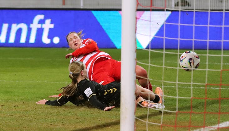 Dina Orschmann erzielt das Tor zum 1:0 gegen Carlotta Imping Zweikampf Spielszene Aktion Fußball Fussball Bundesliga Damen Frauen Saison 2025 2026 20.02.2026 1.FC Union Berlin vs. 1.FC Köln DFL regulations prohibit any use of photographs as image sequences and or quasi-video