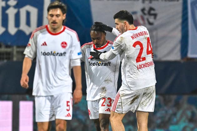 Mohamed Ali Zoma (Nuernberg 23) jubelt nach dem Tor zum 0:1 mit Luka Lochoshvili (Nuernberg 24) 20.02.2026 Fussball VfL Bochum vs 1. FC Nuernberg, Vonovia Ruhrstadion, Bochum, DFB DFL REGULATIONS PROHIBIT ANY USE OF PHOTOGRAPHS AS IMAGE SEQUENCES AND OR QUASI-VIDEO
