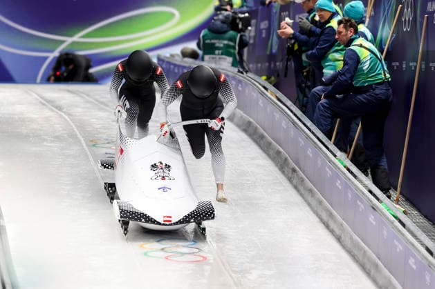 OLYMPICS - Winter Olympic Games, Olympische Spiele, Olympia, OS Milano Cortina 2026 CORTINA D AMPEZZO,ITALY,20.FEB.26 - OLYMPICS, BOBSLEIGH - Winter Olympic Games Milano Cortina 2026, 2-woman, heat 1 and 2. Image shows Katrin Beierl and Christina Simone Williams (AUT).  GEPAxpictures xMaticxKlansek