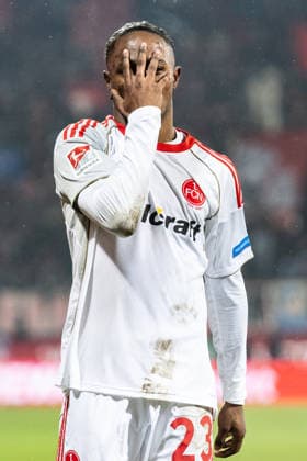 2. Fußball Bundesliga: VfL Bochum - 1. FC Nürnberg; 20.02.2026 1. FC Nürnberg bejubelt das Tor, 0:1 durch Mohamed Alì Zoma (1. FC Nürnberg, 23) 2. Fußball Bundesliga: VfL Bochum - 1. FC Nürnberg; Vonovia-Ruhrstadion, Bochum; 20.02.2026 DFL regulations prohibit any use of photographs as image sequences and or quasi video.
