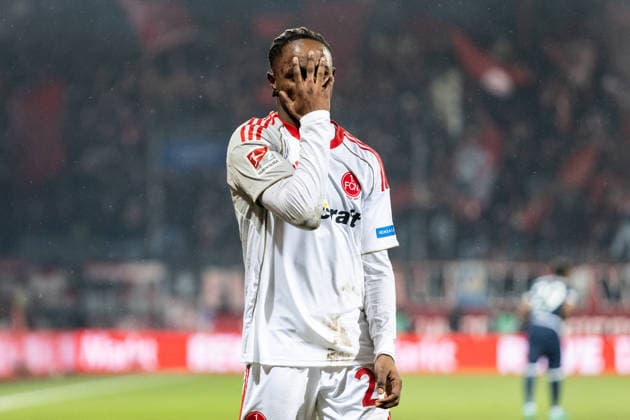 2. Fußball Bundesliga: VfL Bochum - 1. FC Nürnberg; 20.02.2026 1. FC Nürnberg bejubelt das Tor, 0:1 durch Mohamed Alì Zoma (1. FC Nürnberg, 23) 2. Fußball Bundesliga: VfL Bochum - 1. FC Nürnberg; Vonovia-Ruhrstadion, Bochum; 20.02.2026 DFL regulations prohibit any use of photographs as image sequences and or quasi video.
