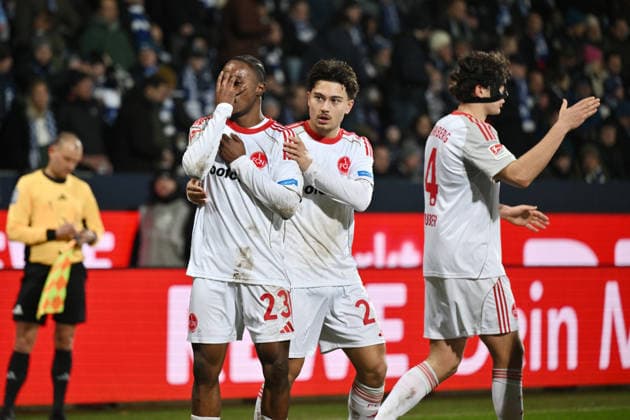 Jubel Ali Zoma (1. FC Nürnberg), Justin von der Hinz 0:1, v.li. 20.02.2026, Fussball 2. Bundesliga, Saison 2025 2026, 23. Spieltag, VfL Bochum - 1. FC Nürnberg DFL regulations prohibit any use of photographs as image sequences and or quasi-video Bochum Vonovia Ruhrstadion Nordrhein Westfalen Deutschland