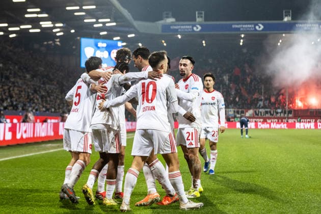 2. Fußball Bundesliga: VfL Bochum - 1. FC Nürnberg; 20.02.2026 1. FC Nürnberg bejubelt das Tor, 0:1 durch Mohamed Alì Zoma (1. FC Nürnberg, 23) 2. Fußball Bundesliga: VfL Bochum - 1. FC Nürnberg; Vonovia-Ruhrstadion, Bochum; 20.02.2026 DFL regulations prohibit any use of photographs as image sequences and or quasi video.