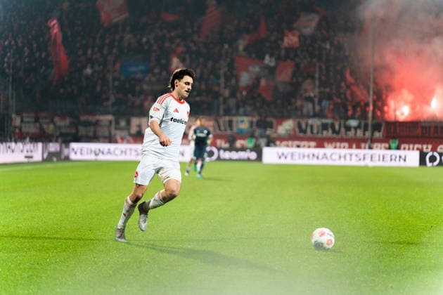 Deutschland: 2. Bundesliga 2025 2026 23. Spieltag, VfL Bochum vs. 1. FC Nürnberg Freitag, 20.02.2026 Vonovia Ruhr Stadion, Nordrhein-Westfalen Tom Baack (1. FC Nürnberg, 5)