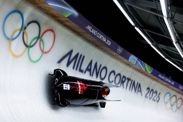 Olympische Winterspiele Milano Cortina 2026 Bob Zweierbob Frauen am 20.02.2026 im Cortina Sliding Centre in Cortina d™Ampezzo Melissa Lotholz Kelsey Mitchell ( Kanada ) *** Olympic Winter Games Milano Cortina 2026 Bobsleigh two-man women on 20 02 2026 at the Cortina Sliding Center in Cortina d™Ampezzo Melissa Lotholz Kelsey Mitchell Canada xMSx