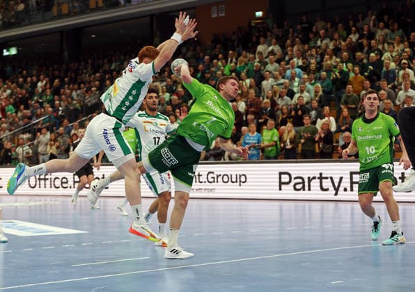 20.02.2026, xovx, Handball Daikin Handball Bundesliga, HSG Wetzlar - SC DHfK Leipzig v.l. Tomas Piroch (SC DHfK Leipzig), Ahmed Khairi (SC DHfK Leipzig), Dominik Mappes (HSG Wetzlar), Josip Simic (HSG Wetzlar) Wetzlar Buderus-Arena Hessen Deutschland (DE)