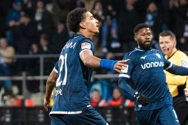 Deutschland: 2. Bundesliga 2025 2026 23. Spieltag, VfL Bochum vs. 1. FC Nürnberg Freitag, 20.02.2026 Vonovia Ruhr Stadion, Nordrhein-Westfalen Tor zum 1:1 durch Francis Onyeka (VfL Bochum, 21) Elfmeter Jubel Freude Emotionen Torjubel