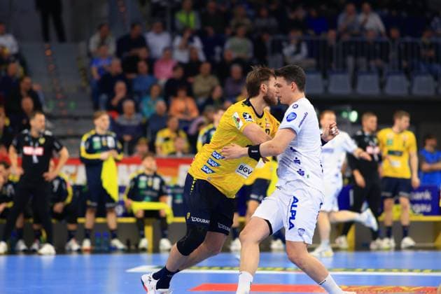 RECORD DATE NOT STATED Szene mit 8; Rhein Neckar Löwen und Frederik Simak (8; TBV Lemgo) Handball-Szene mit 8; Rhein Neckar Löwen und Frederik Simak (8; TBV Lemgo)