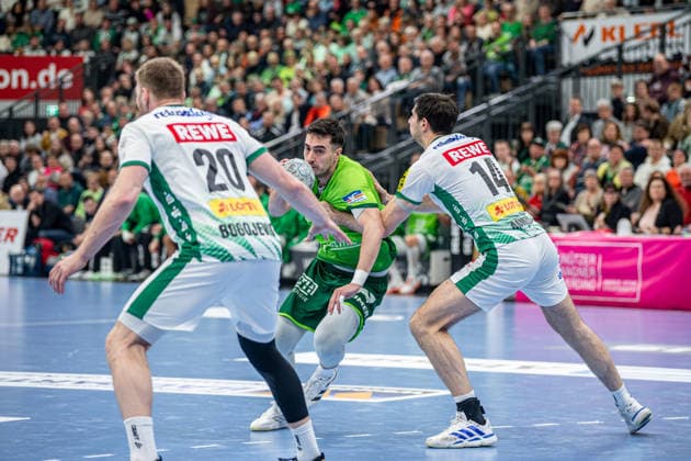 Handball Bundesliga; HSG Wetzlar - SC DHfK Leipzig, 20.02.26 Filip Vistorop (HSG Wetzlar, 4), William Bogojevic (SC DHfK Leipzig, 20), Marko Mamic (SC DHfK Leipzig, 14) Handball Bundesliga; HSG Wetzlar - SC DHfK Leipzig: Wetzlar, 20.02.26 Copyright: xBEAUTIFULxSPORTS Roeczeyx