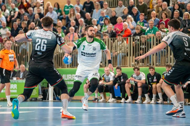 Handball I Herren I Saison 2025-2026 I 2. Bundesliga I 20. Spieltag I HC Oppenweiler Backnang - TUSEM Essen I 20.02.2026 Dominik Weiß (7, HC Oppenweiler Backnang) mit Ball Backnang Murrtal Arena Baden-Württemberg Deutschland Copyright: xLobeca MaxxPetershansx