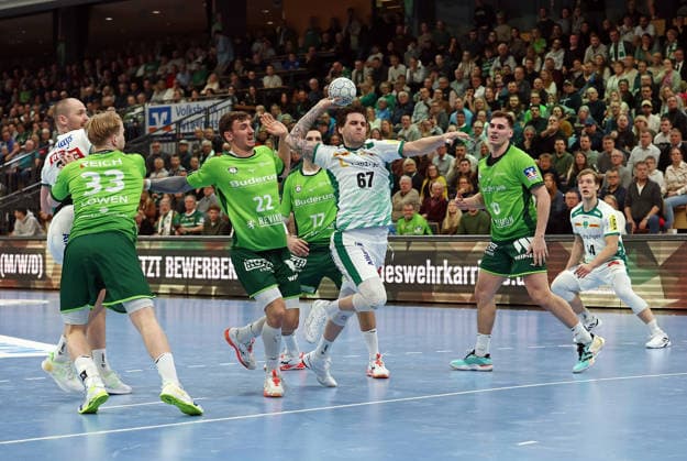 20.02.2026, xovx, Handball Daikin Handball Bundesliga, HSG Wetzlar - SC DHfK Leipzig v.l. Moritz Preuss (SC DHfK Leipzig), Georg Löwen (HSG Wetzlar), Jona Schoch (HSG Wetzlar), Stefan Cavor (HSG Wetzlar), Dean Bombac (SC DHfK Leipzig), Josip Simic (HSG Wetzlar), Blair Hinriksson (SC DHfK Leipzig) Wetzlar Buderus-Arena Hessen Deutschland (DE)
