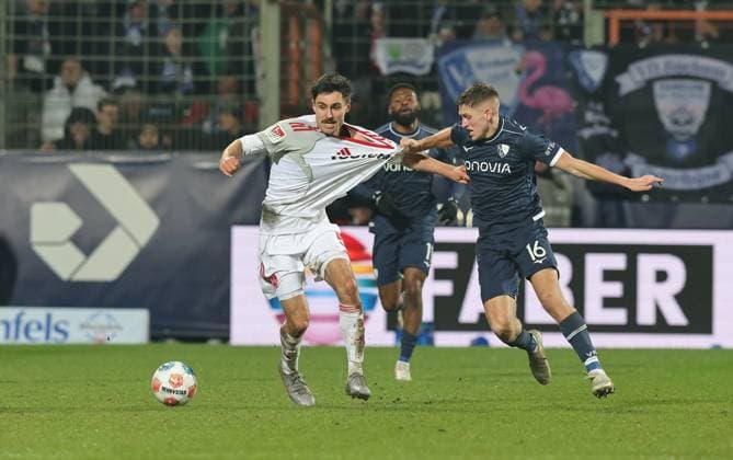 20.02.2026 - Fussball - Saison 2025 2026 - 2. Fussball - Bundesliga - 23. Spieltag: VfL Bochum - 1. FC Nürnberg FCN ( Club ) - Sportfoto Zink DaMa - xdaxmax - DFL regulations prohibit any use of photographs as image sequences and or quasi-video - only for editorial use - Tom Baack (5, 1. FC Nürnberg FCN ) Callum Marshall (16, VfL Bochum )