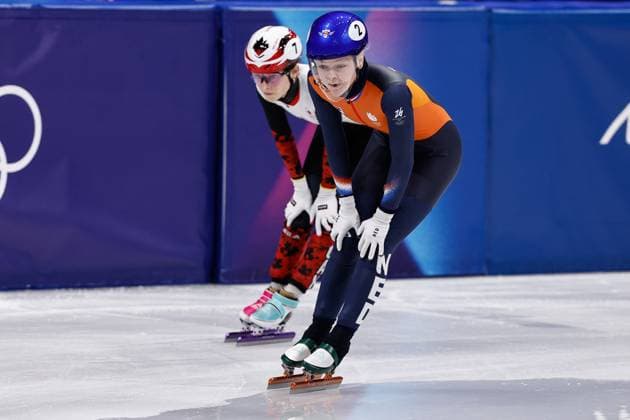 MILAN , 20-02-2026 , Milano Ice Skating Arena , Olympic Winter games, Winterspiele,Spiele, Summer games 2026 - Short Track 20-02 Women 1500m Quarterfinals , Picture shows Minjeong Choi, Danae Blais Olympic Winter Games 2026 - Short Track 20-02  x201765055x Copyright: