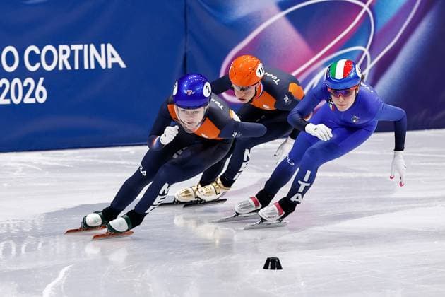 MILAN , 20-02-2026 , Milano Ice Skating Arena , Olympic Winter games, Winterspiele,Spiele, Summer games 2026 - Short Track 20-02 Women 1500m Quarterfinals , Picture shows Suzanne Schulting , Xandra Velzeboer , Elisa Confortola Olympic Winter Games 2026 - Short Track 20-02  x201765065x Copyright: